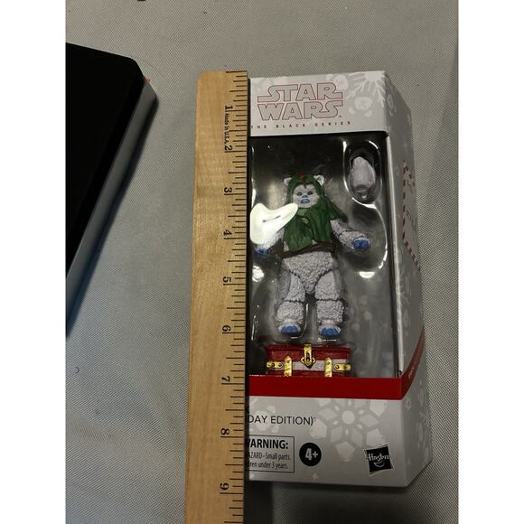 Star Wars The Black Series Ewok Holiday Edition Christmas 6” Scale Action Figure - Picture 3 of 3